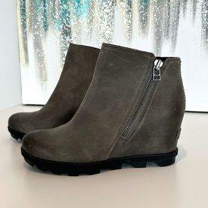 Sorel Joan of Arctic